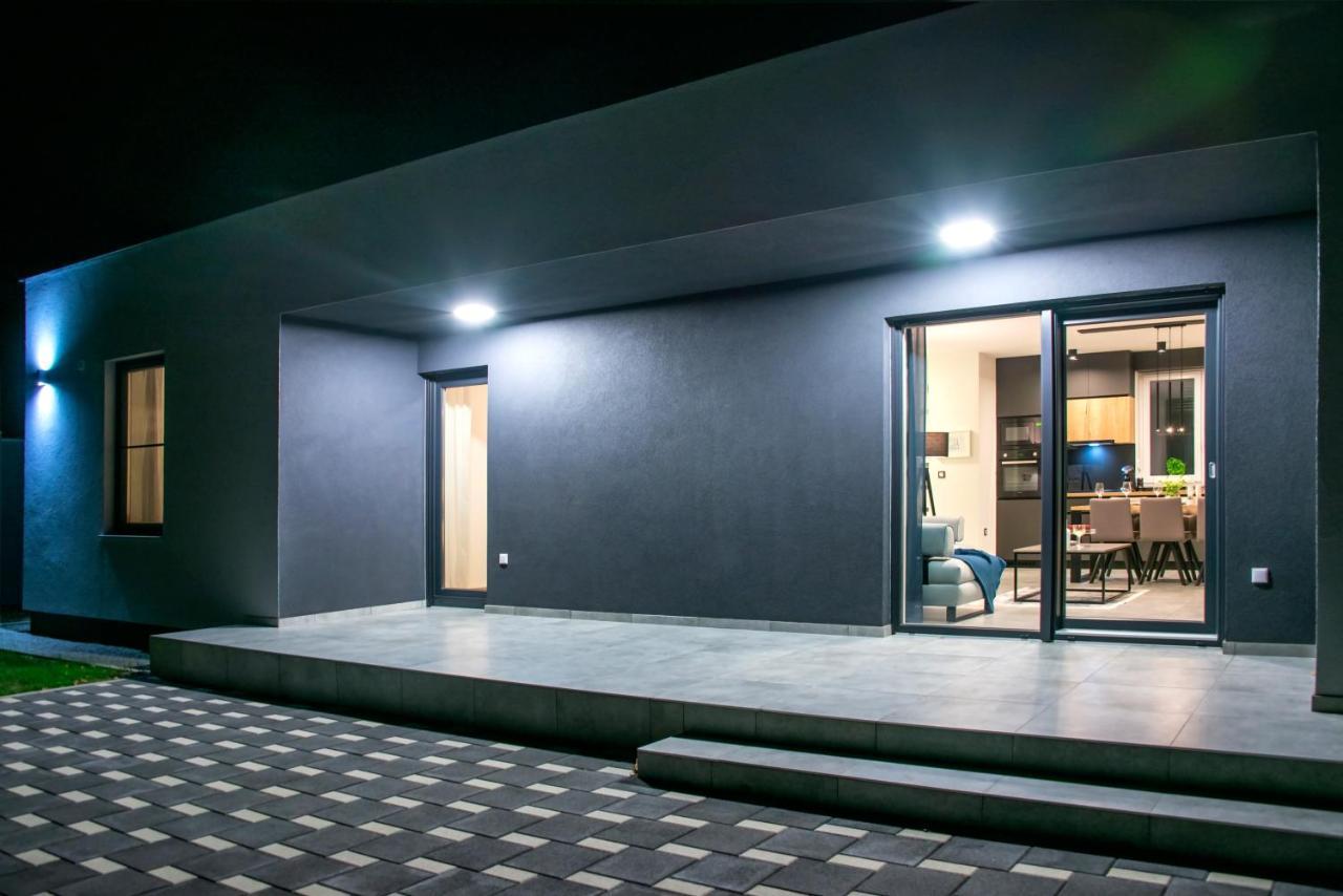 K Relax Place, Varazdinske Toplice, Modern Home With Sauna, Jacuzzi, Wifi Exteriör bild