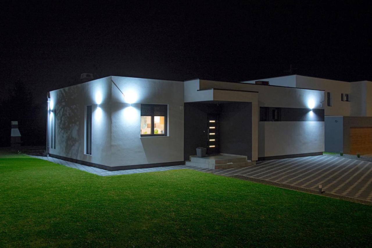 K Relax Place, Varazdinske Toplice, Modern Home With Sauna, Jacuzzi, Wifi Exteriör bild